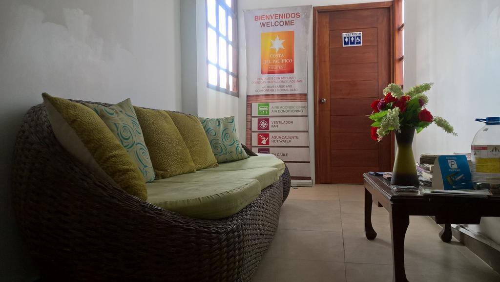 Hostal Costa Del Pacifico Пуэрто-Айора Экстерьер фото