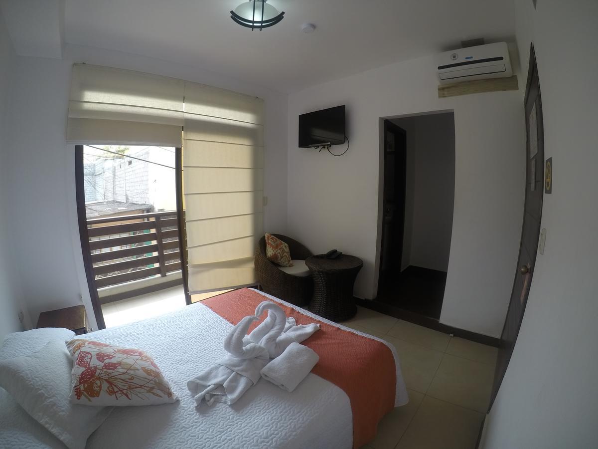 Hostal Costa Del Pacifico Пуэрто-Айора Экстерьер фото
